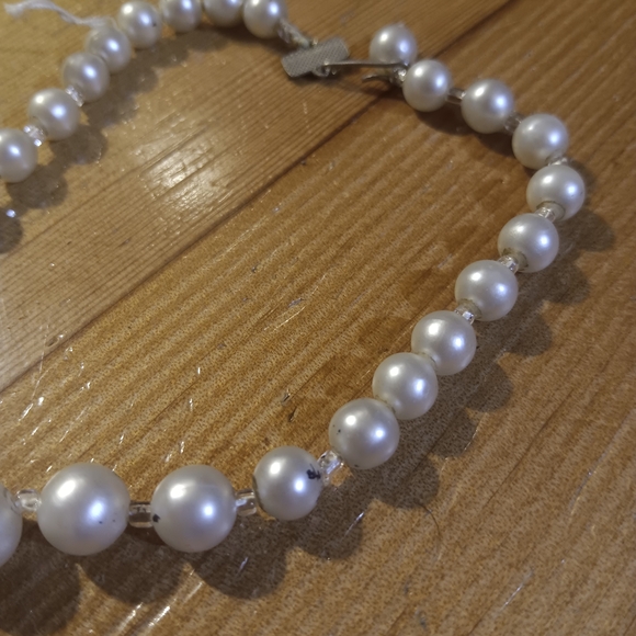 Elegant Vintage Silver‎ Pearl Necklace - Picture 3 of 3